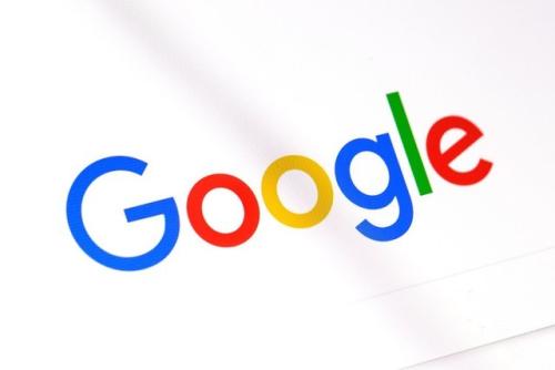 谷歌对谷歌眼镜的神话表示反感