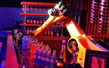 您的下一个鸡尾酒可能会被此机器人调酒师调配