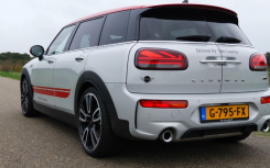 306 MINI Clubman JCW在4.9秒内从0加速到100KM/H