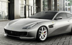 法拉利GTC4 Lusso T是一款入门级新GTC4