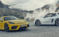 保时捷在2020年发布了保时捷718 Spyder和718 Cayman GT4